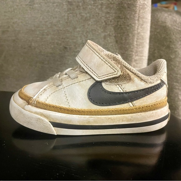 Nike Other - Nike toddler sneakers size 5